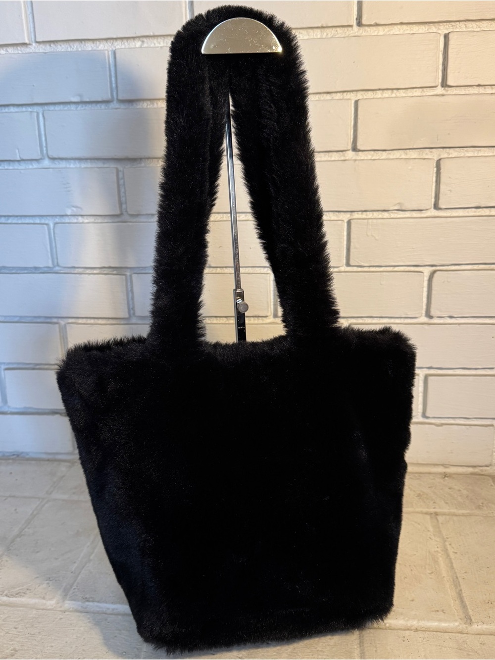 John Galt Brandy Melville Black Faux Fur Tote Bag Fuzzy Shoulder Purse Like New